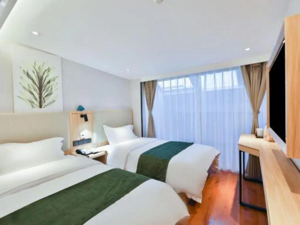 Bed in GreenTree Inn Express Beijing Dongcheng District Beixinqiao Metro Station Gui Street