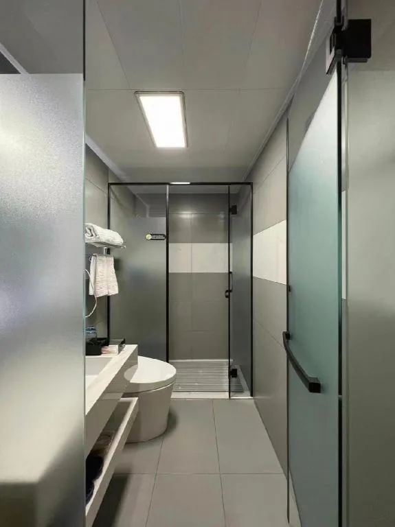 Super 8 Hotel Dingzhou Chongwen Street