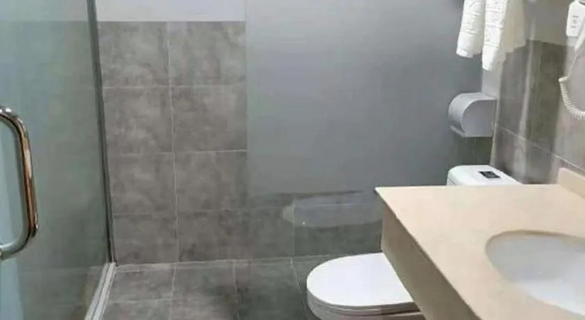 Super 8 Hotel Dingzhou Chongwen Street