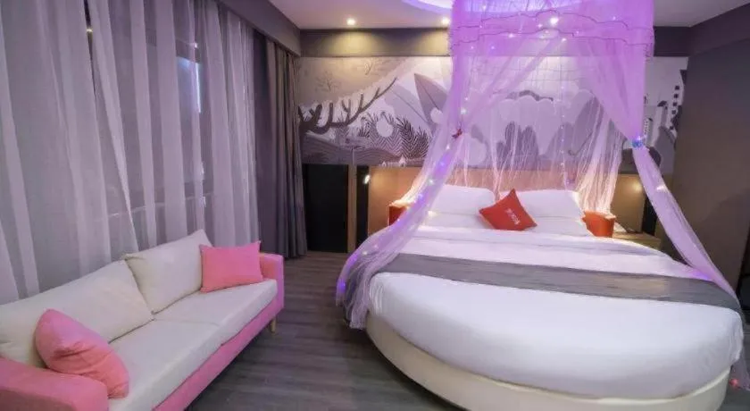 Bed in Thank Inn Guizhou Bijie Qianxi County High-Speed Railway Station
