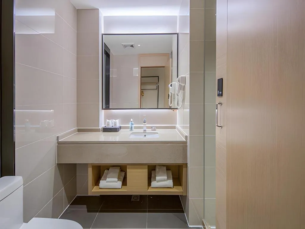 City Comfort Inn Wuzhou Xijiang Thrid Bridge