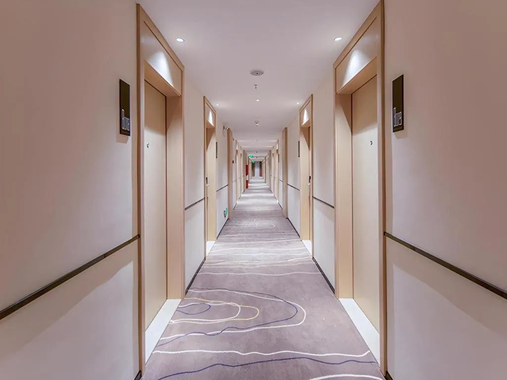 City Comfort Inn Wuzhou Xijiang Thrid Bridge