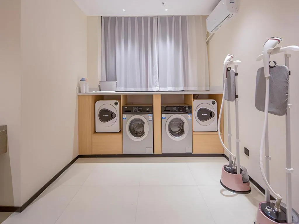 City Comfort Inn Wuzhou Xijiang Thrid Bridge