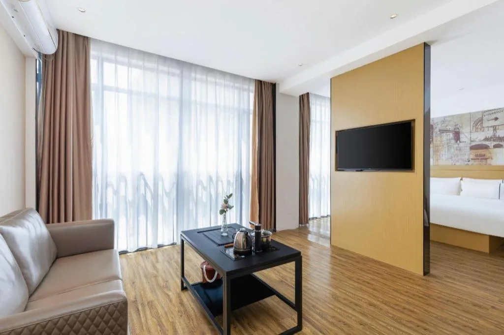 Bed in City Comfort Inn Yunfu Xinxing Juncheng Plaza