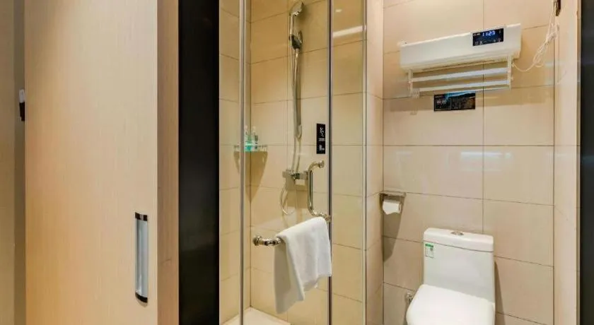 City Comfort Inn Yunfu Xinxing Juncheng Plaza