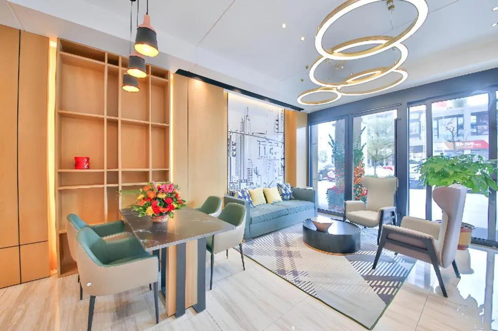 City Comfort Inn Yunfu Xinxing Juncheng Plaza