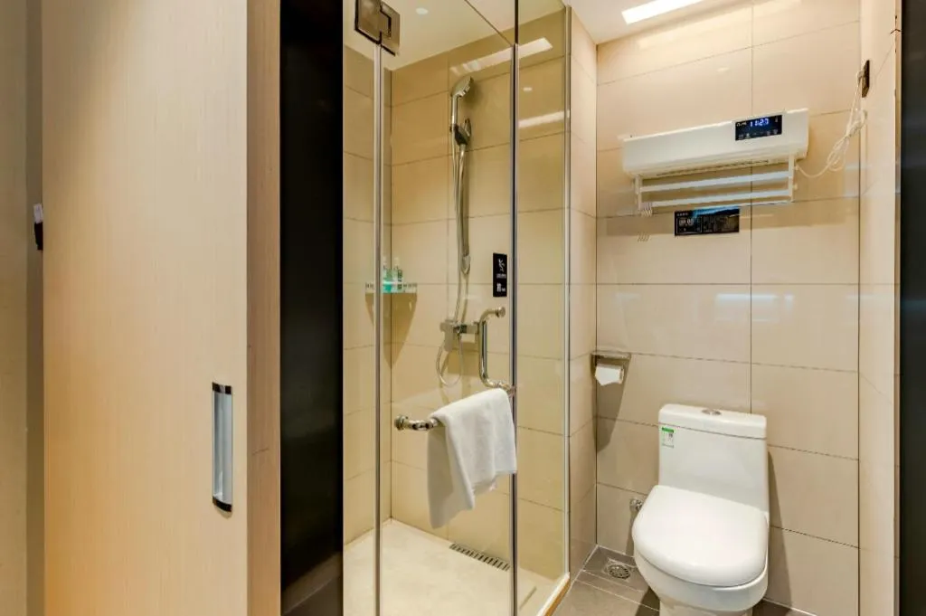 City Comfort Inn Yunfu Xinxing Juncheng Plaza