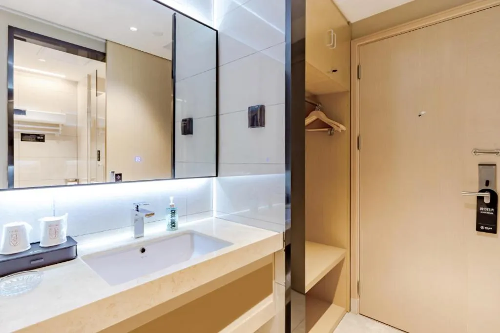 City Comfort Inn Yunfu Xinxing Juncheng Plaza