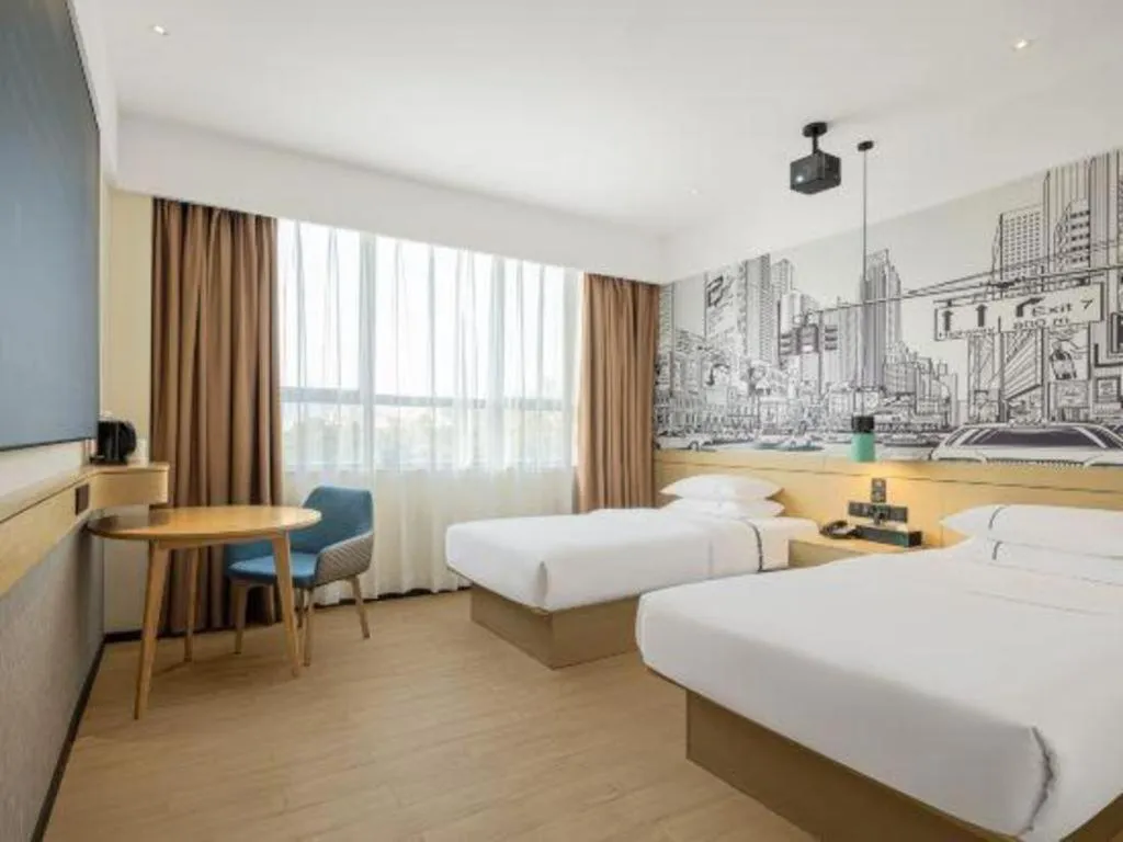 Bed in City Comfort Inn Luocheng Bus Terminal