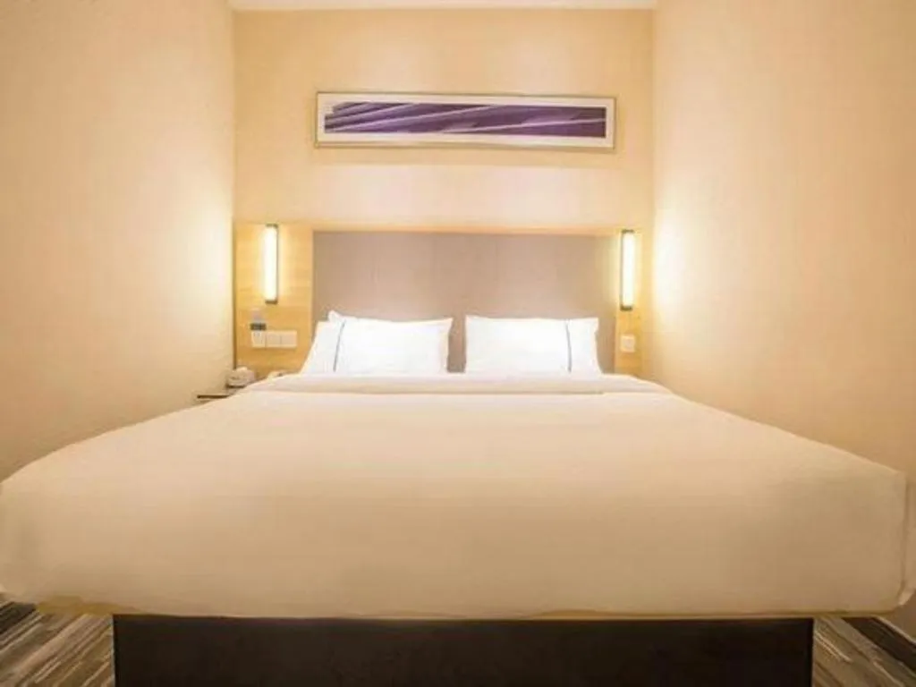 Bed in City Comfort Inn Qingyuan Longtang Light Rail Changlong