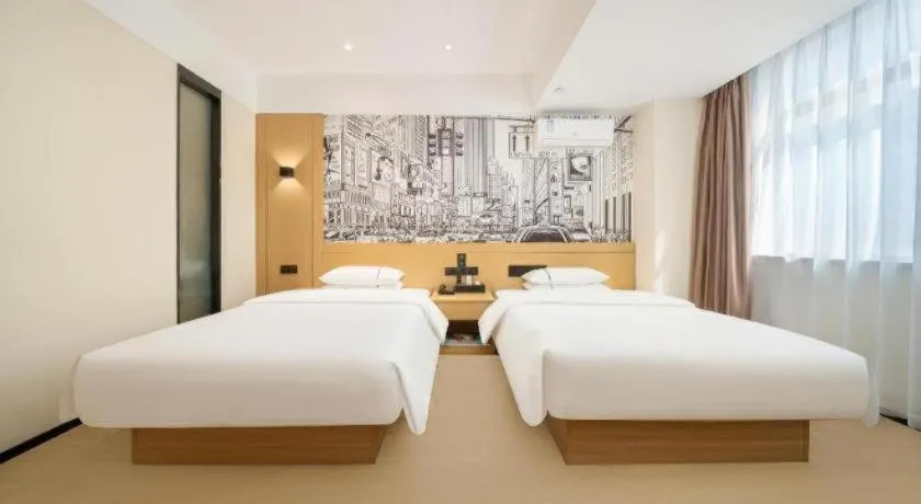 Bed in City Comfort Inn Nanning Huanan City