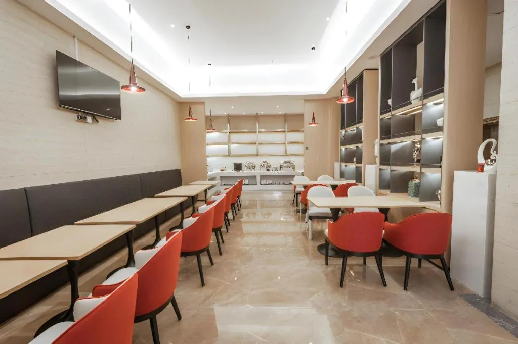 Borrman Hotel Yongzhou High Speed Railway Station