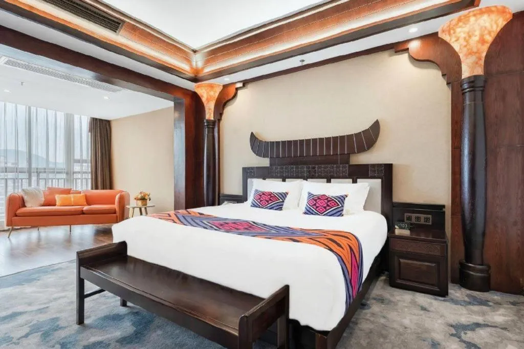 Bed in Immersing Hotels& Resort Guilin International Trade Exhibition Center