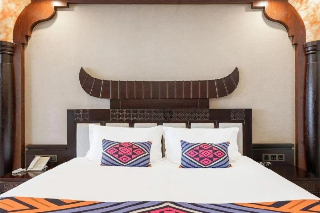 Bed in Immersing Hotels& Resort Guilin International Trade Exhibition Center