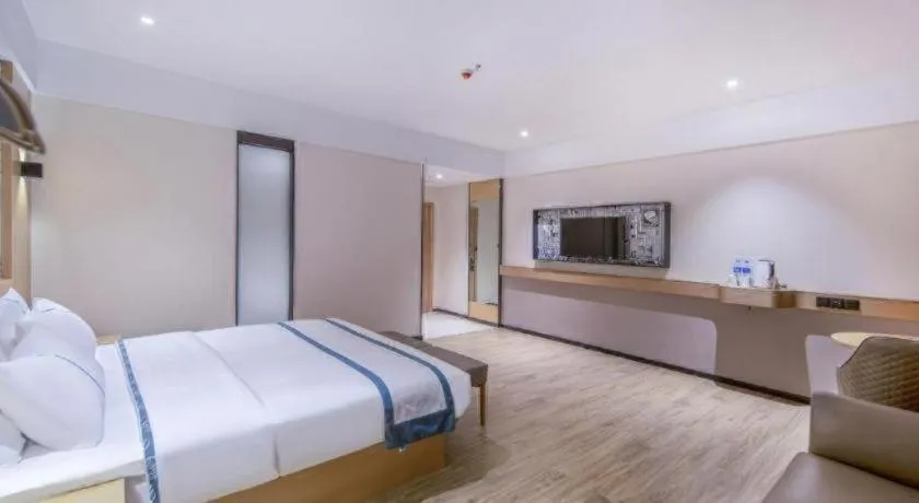 Bed in City Comfort Inn Fangchenggang Government Affairs Center