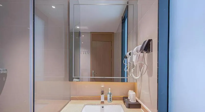 City Comfort Inn Fangchenggang Government Affairs Center