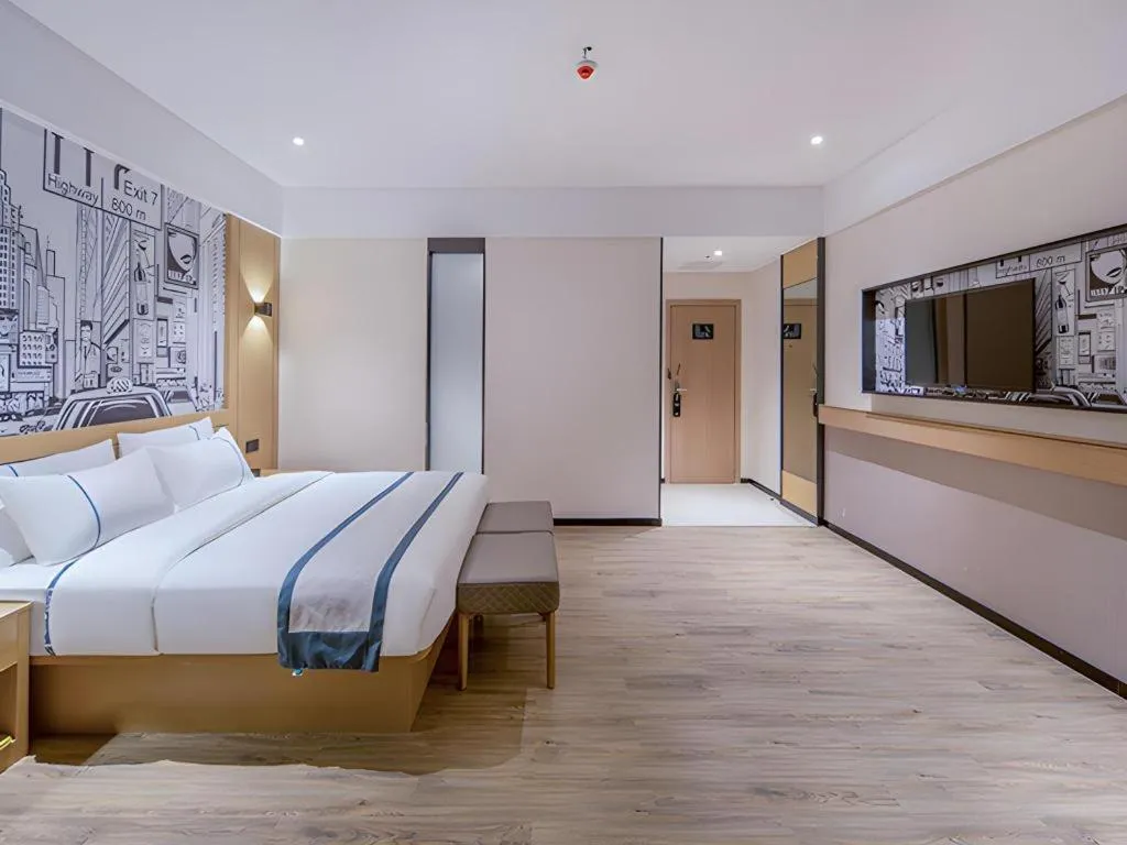 Bed in City Comfort Inn Fangchenggang Government Affairs Center