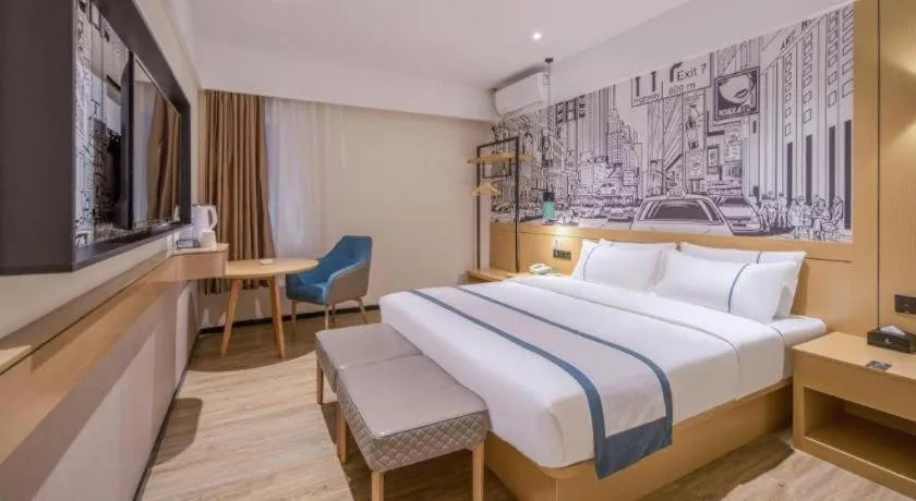 Bed in City Comfort Inn Fangchenggang Government Affairs Center