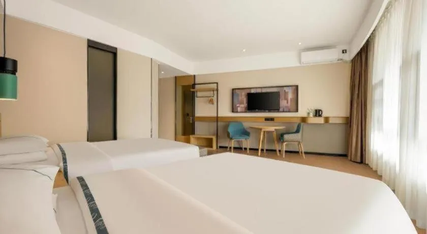 Bed in City Comfort Inn Fangchenggang Government Affairs Center