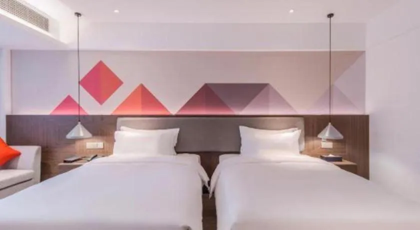 Bed in Borrman Hotel Hezhou High Speed Railway Station Guangming Avenue