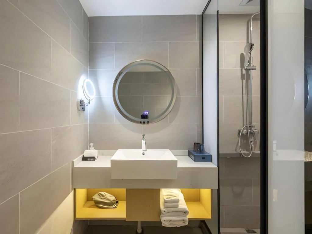 Echarm Hotel Shanghai North Bund Tilanqiao Metro Station