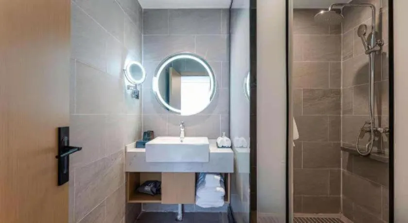 Echarm Hotel Shanghai North Bund Tilanqiao Metro Station