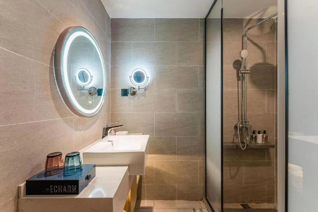 Echarm Hotel Shanghai North Bund Tilanqiao Metro Station