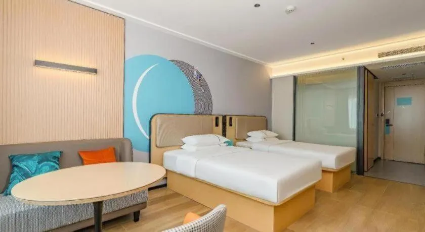 Bed in City Comfort Inn Tianmen Luyu Food Street