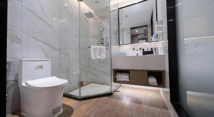 Borrman Hotel Zhonghsan Guzheng Huayi Plaza Light Rail Station