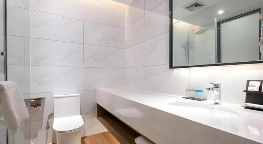 Borrman Hotel Zhonghsan Guzheng Huayi Plaza Light Rail Station