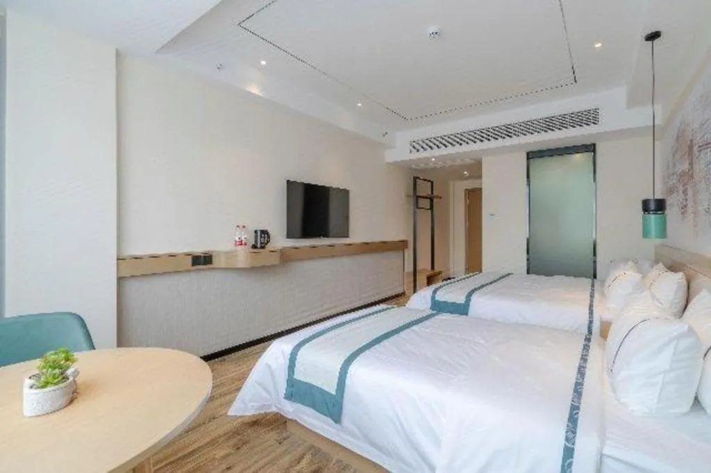 Bed in City Comfort Inn Hefei 1912 Ganghui Plaza