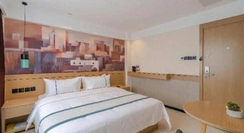 Bed in City Comfort Inn Hefei 1912 Ganghui Plaza