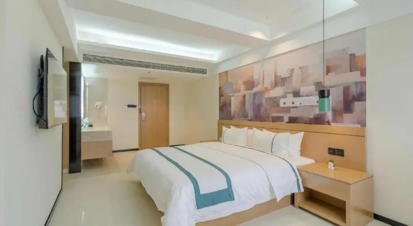 Bed in City Comfort Inn Hefei 1912 Ganghui Plaza