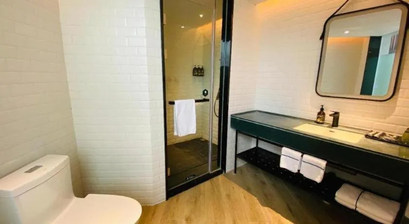 Premier City Comfort Hotel Wuhan Yellow Crane Shouyi Road Metro Station