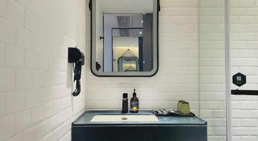 Premier City Comfort Hotel Wuhan Yellow Crane Shouyi Road Metro Station