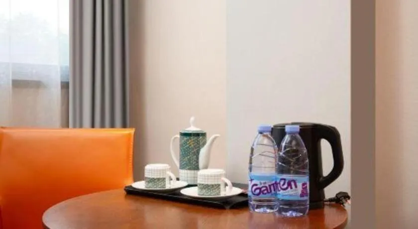Premier City Comfort Hotel Wuhan Yellow Crane Shouyi Road Metro Station