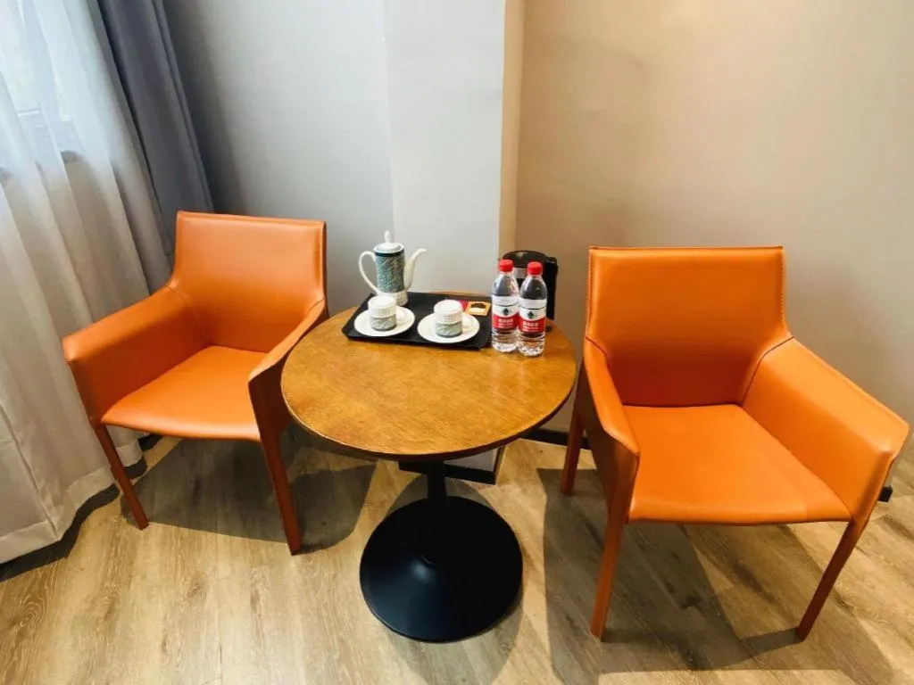 Premier City Comfort Hotel Wuhan Yellow Crane Shouyi Road Metro Station