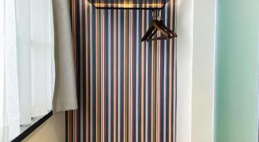 Premier City Comfort Hotel Wuhan Yellow Crane Shouyi Road Metro Station