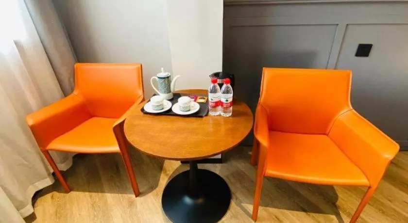 Premier City Comfort Hotel Wuhan Yellow Crane Shouyi Road Metro Station