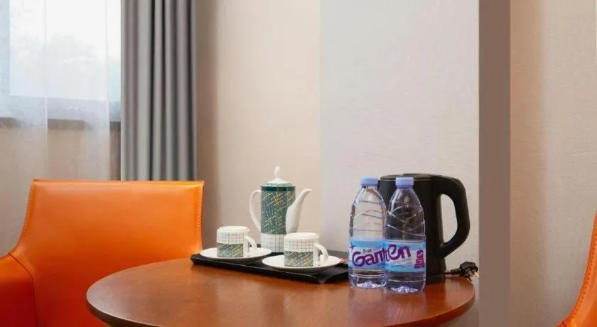 Premier City Comfort Hotel Wuhan Yellow Crane Shouyi Road Metro Station