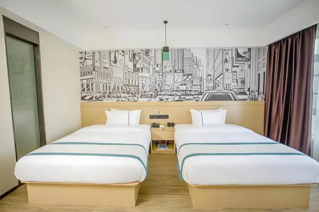 Bed in City Comfort Inn Yangxin High-speed Railway Station