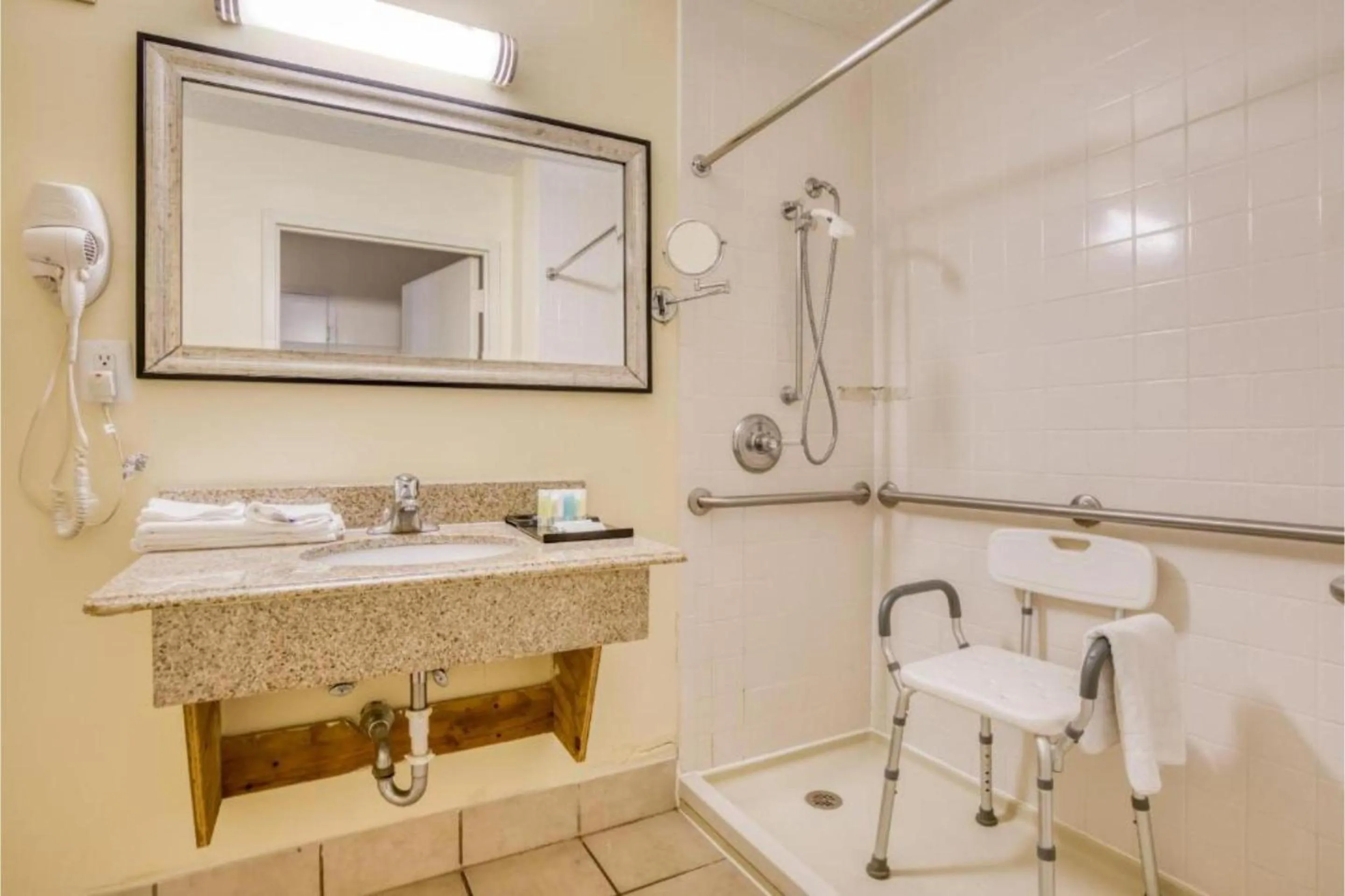 Bathroom in OYO Hotel Memphis TN I-40