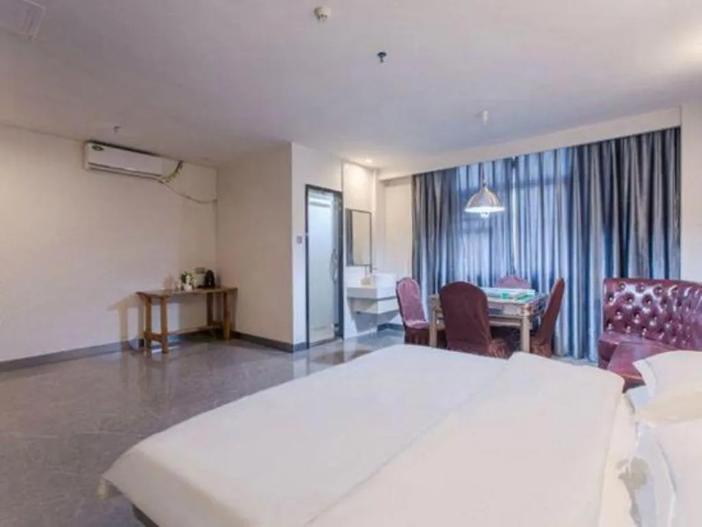 Bed in Borrman Hotel Fangchenggang Qisha