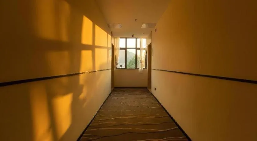 City Comfort Inn Shaoguan Biguiyuan Phoenix City Gold Village