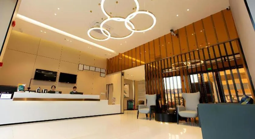 City Comfort Inn Shaoguan Biguiyuan Phoenix City Gold Village