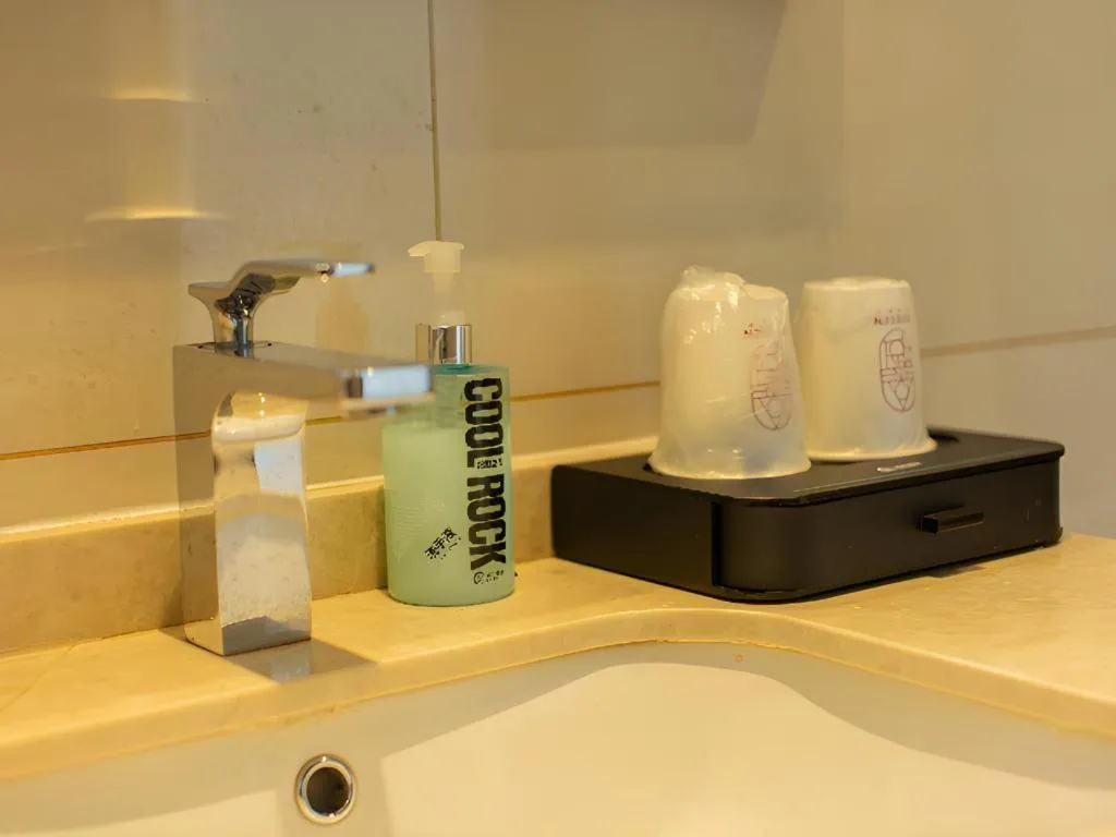 City Comfort Inn Shaoguan Biguiyuan Phoenix City Gold Village