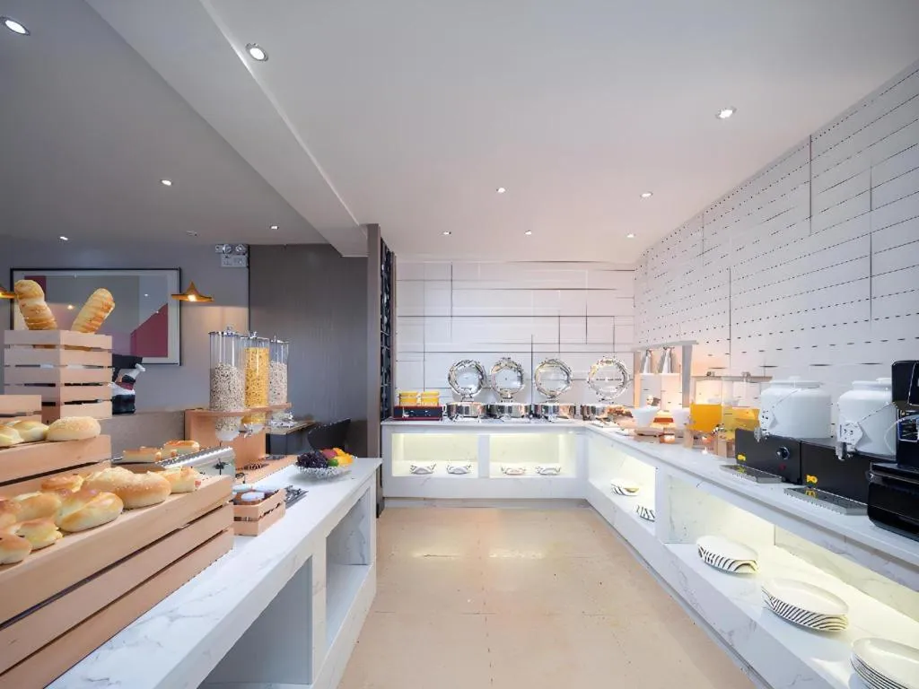 Borrman Hotel Yuxi Yuxing Road