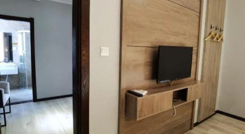 Borrman Hotel Yuxi Yuxing Road