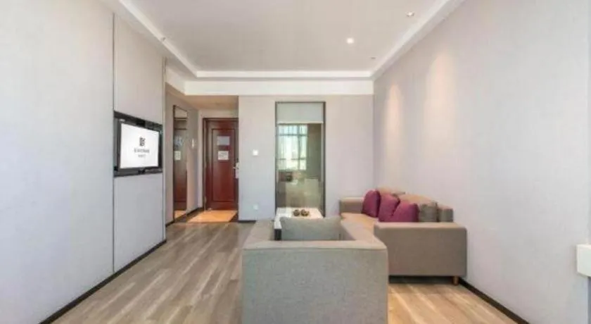 Borrman Hotel Yunfu Xinxing County Bus Station