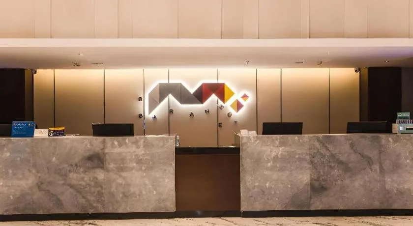 Borrman Hotel Yunfu Xinxing County Bus Station